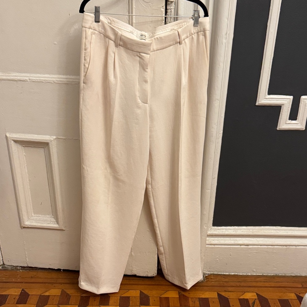 Aritzia Cream low Waist effortless pant Trousers